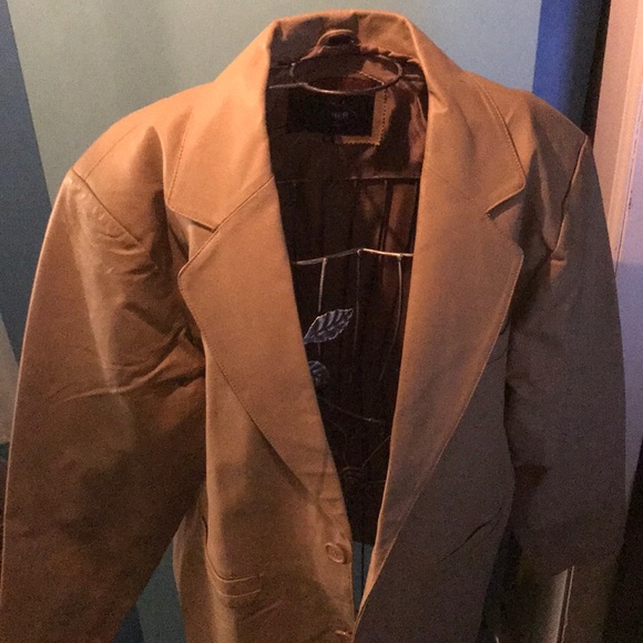 Jacket - Picture 1 of 2